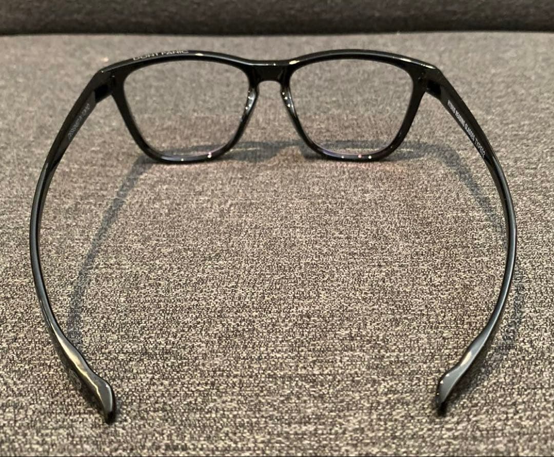 DONT PANIC フルスペック(累進/調光グレー/BLカット)+2.5 - メルカリ