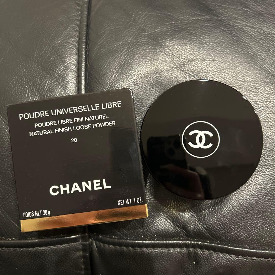 シャネル プードゥル ユニヴェルセル リーブル N 20 ミディアムライト