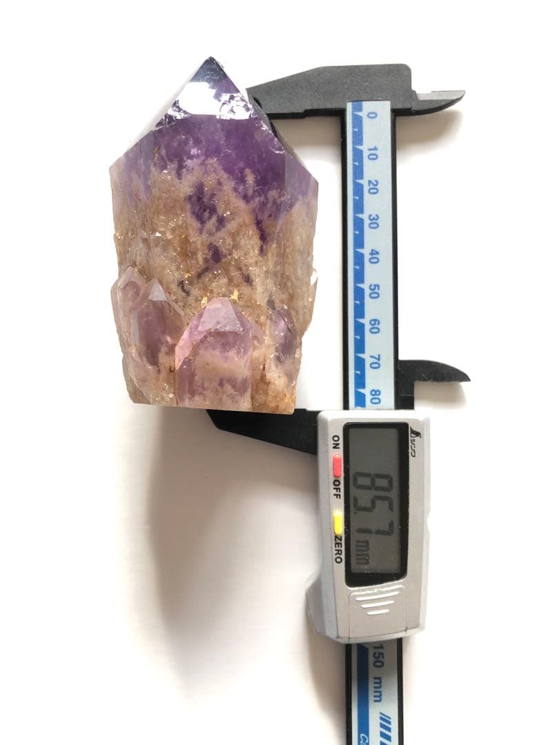 [貴重][色が濃い][透明度] [大きい] アメジスト　ポイント　85,7mm