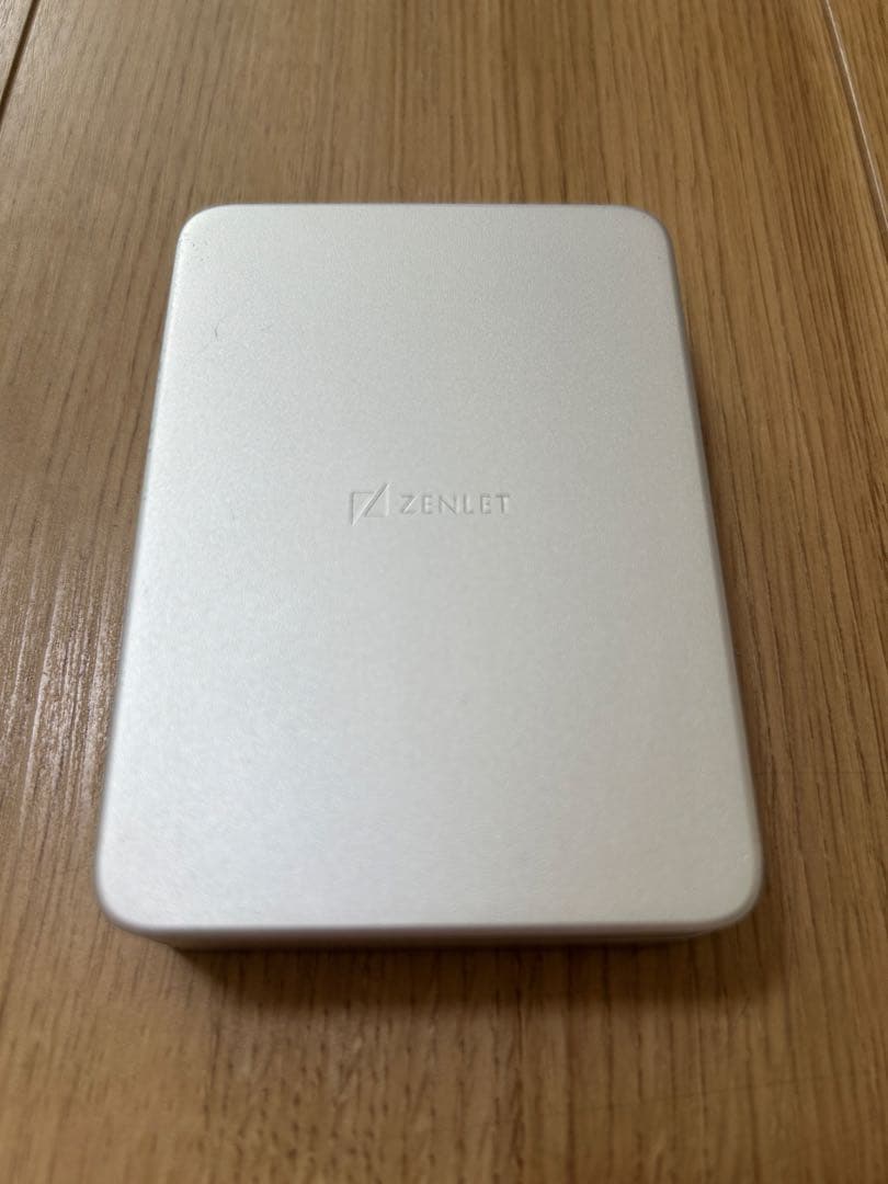 入手困難　ゼンレット　3 プロ　Zenlet 3 pro シルバー　財布