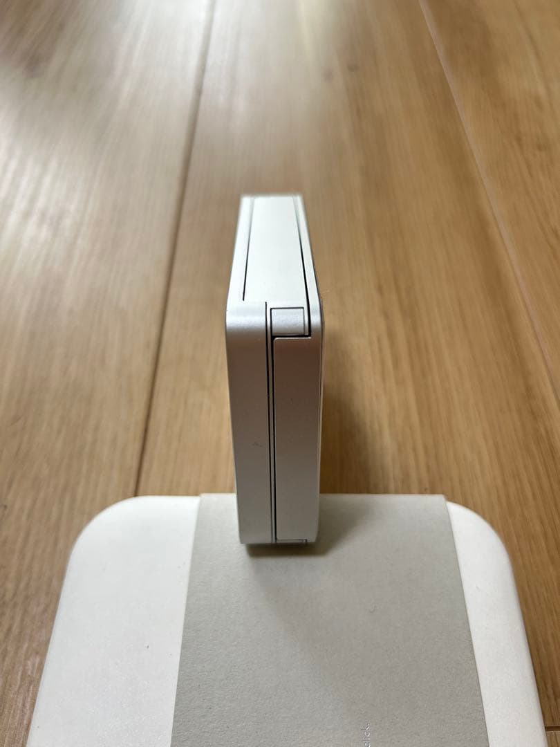 入手困難　ゼンレット　3 プロ　Zenlet 3 pro シルバー　財布