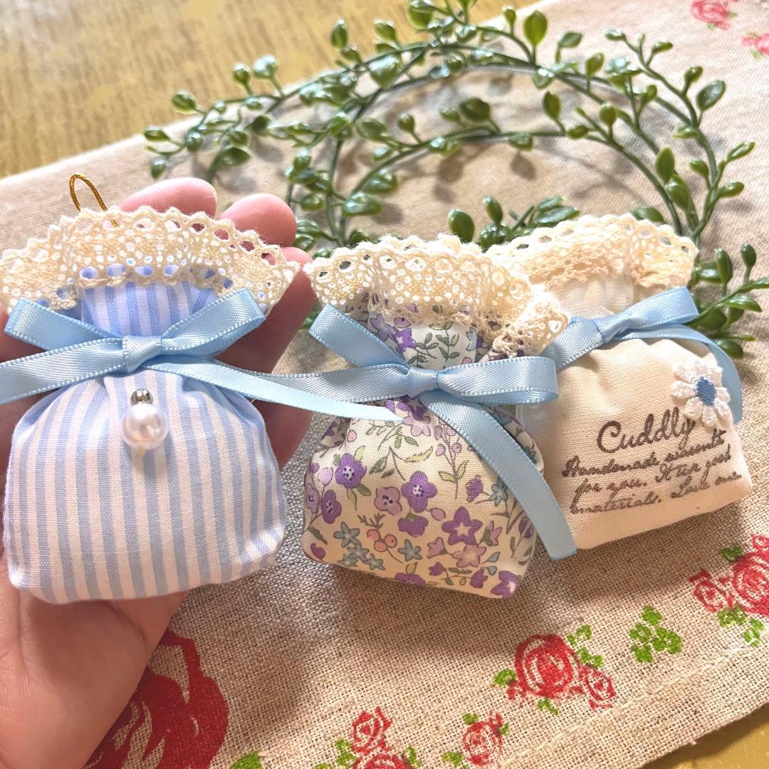 No.2302-17 ミニストラップサシェ（香り袋）3個組 ストライプ 花柄 C