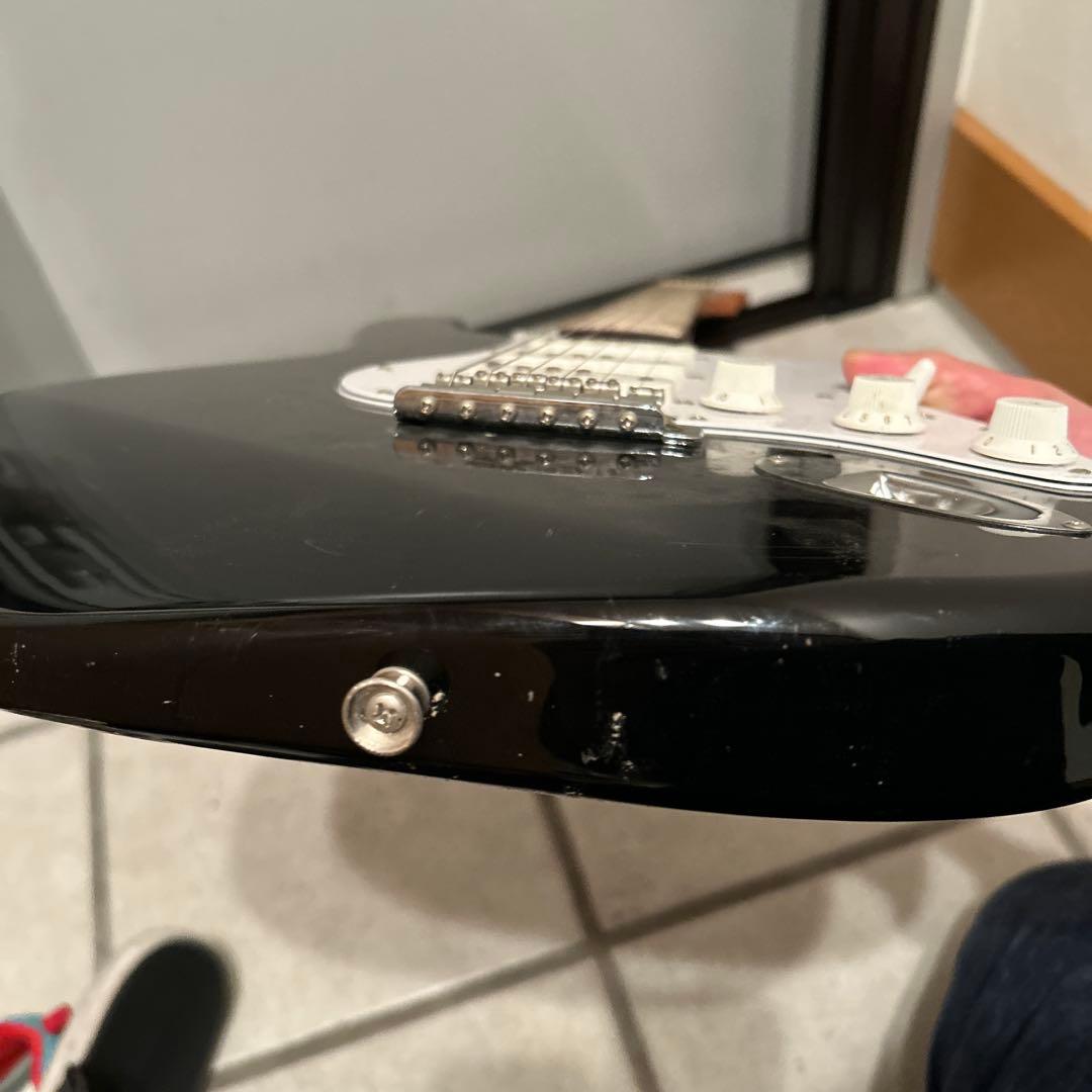 フェンダーストラスキャスター