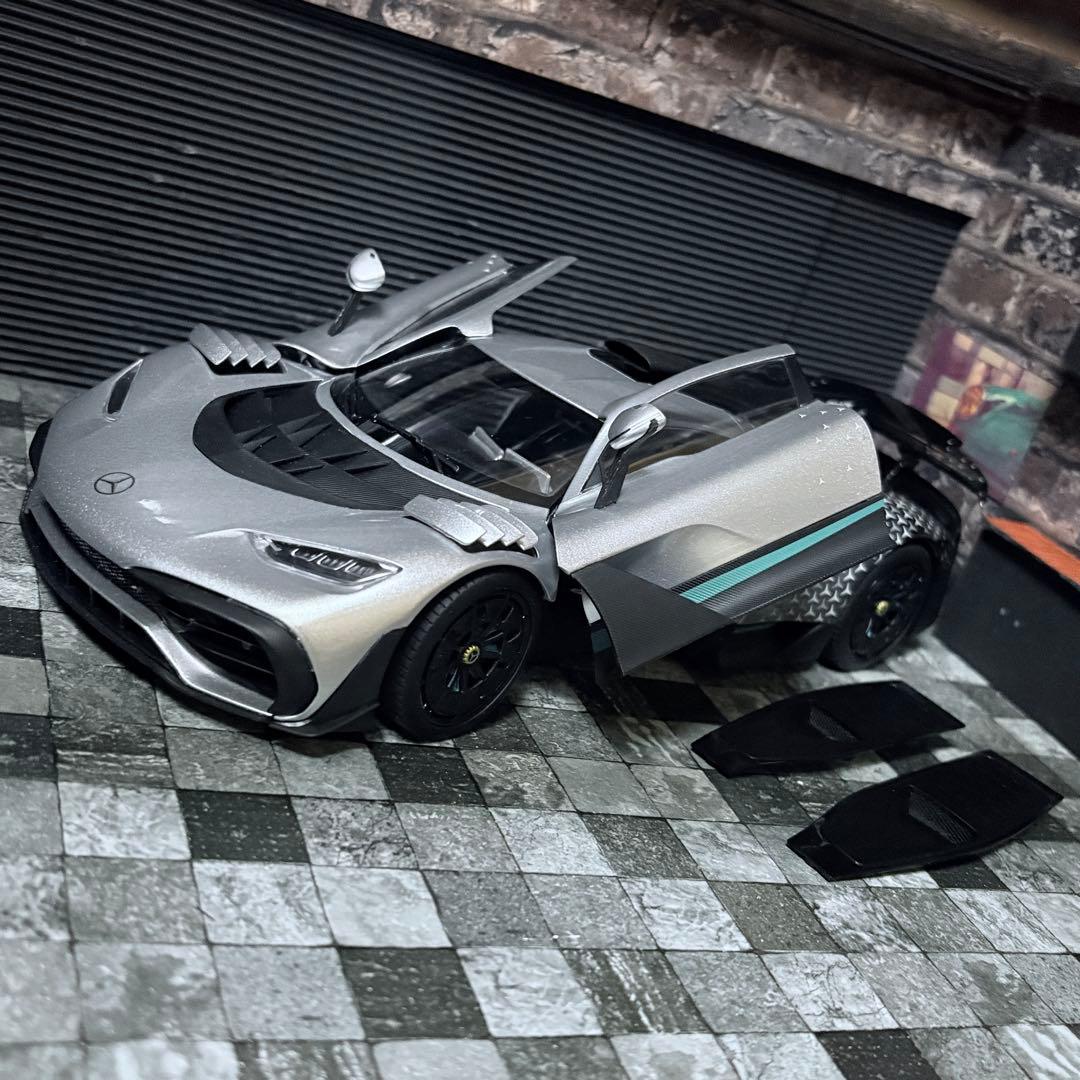1/18 NZG メルセデス AMG ONE 後期改修 エンジン再現あり - メルカリ