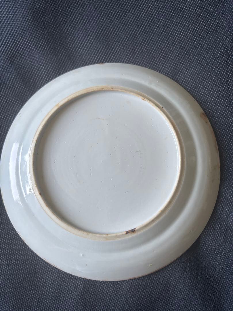 中国古美術品　清の時代　粉彩山水風景中皿　21.5cm