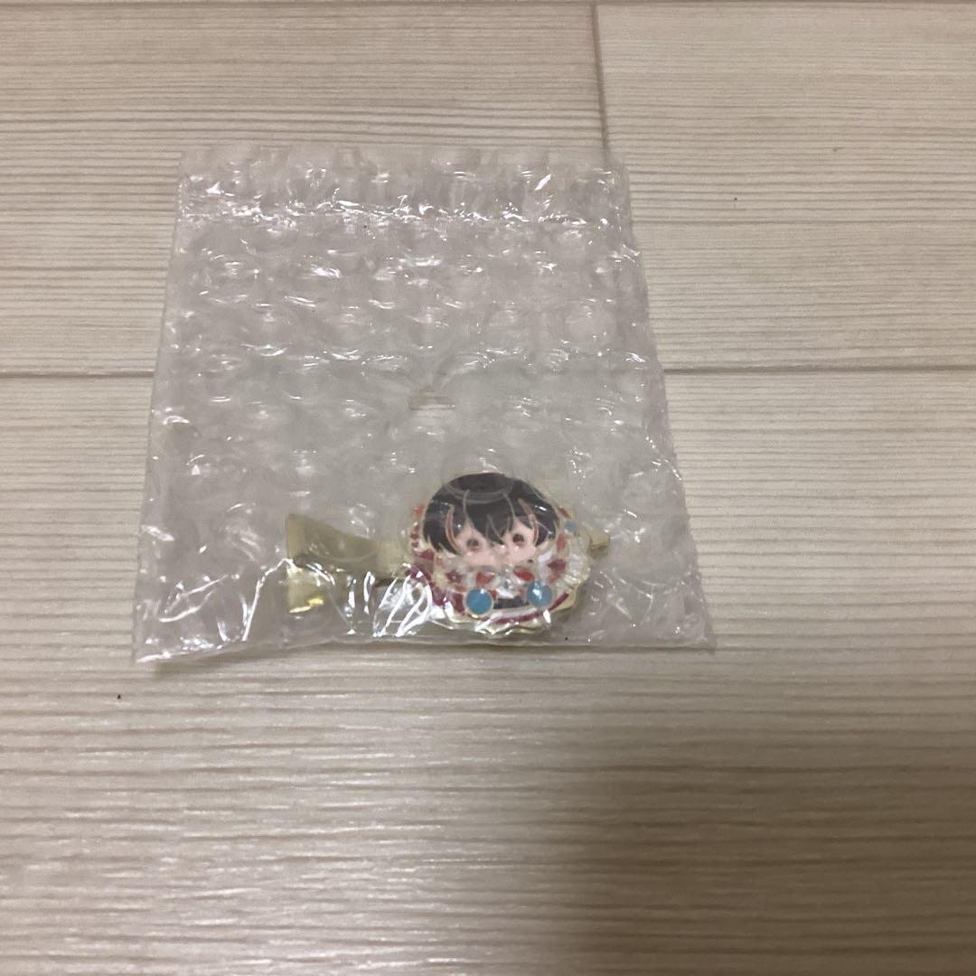 カラフルピーチメタルヘアクリップ ゆあんくん - メルカリ