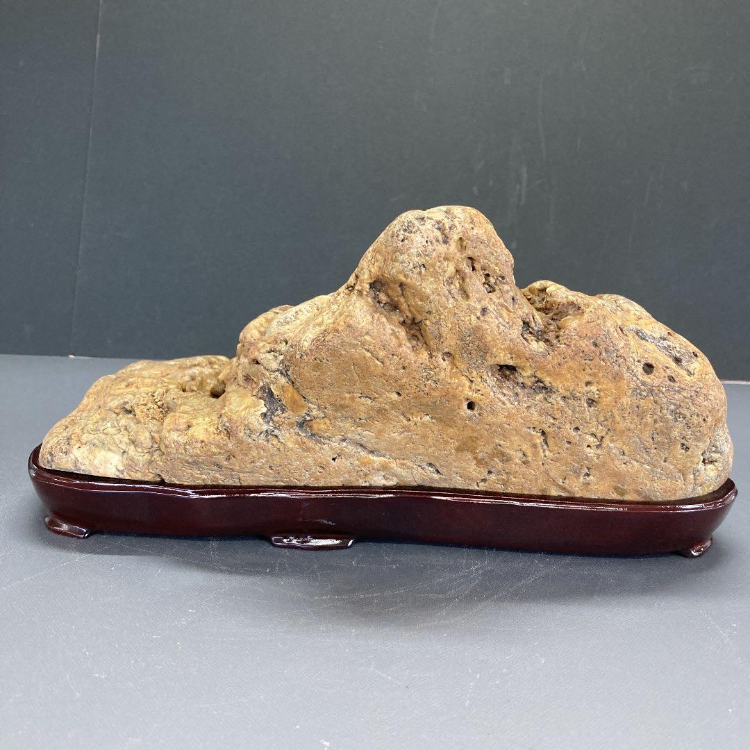 神居古潭石【台座・箱付き】