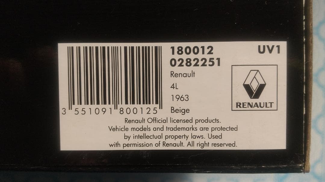 ノレブ マキシジェット 1/18 ルノー 4L 1963