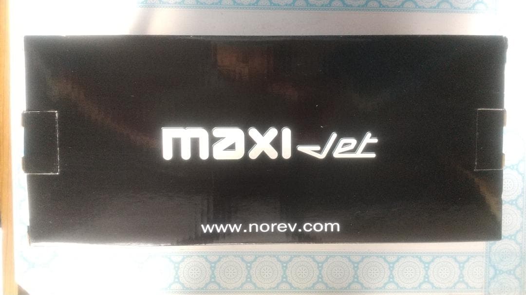 ノレブ マキシジェット 1/18 ルノー 4L 1963