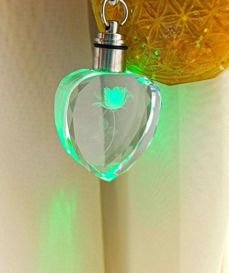 マカロンナ　❀フラワーオブライフキーホルダー❀