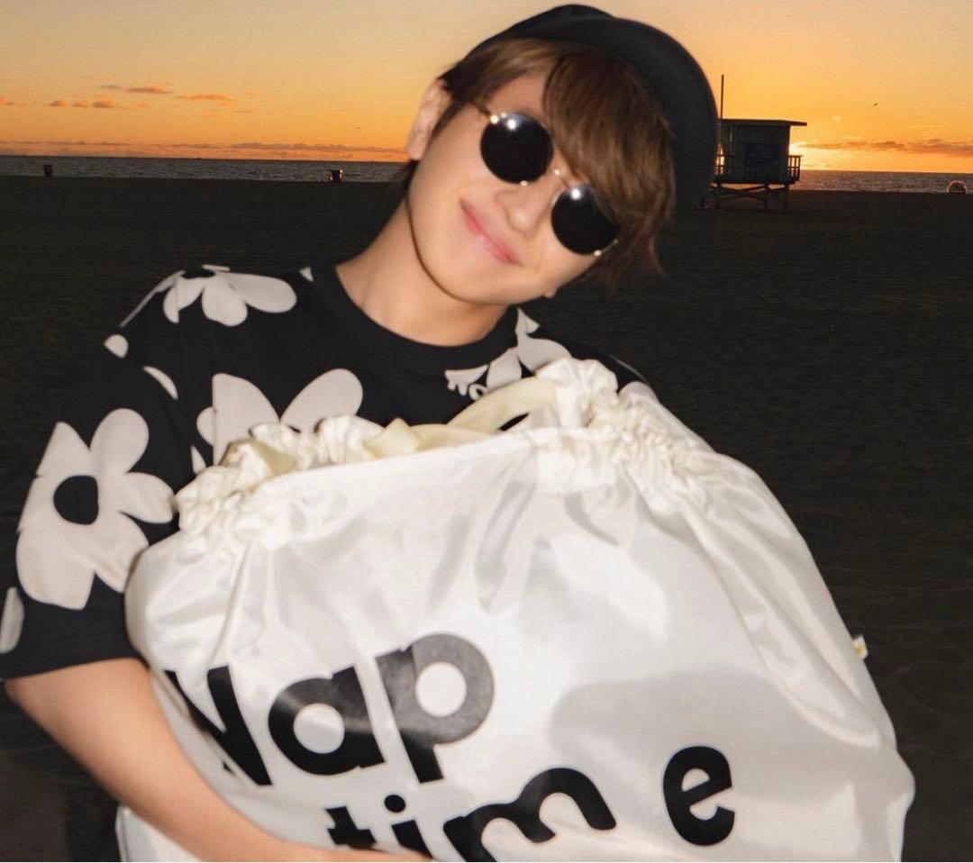 ナップタイム naptime. Nissy 西島隆弘 Tシャツ フラワー 総柄 - メルカリ