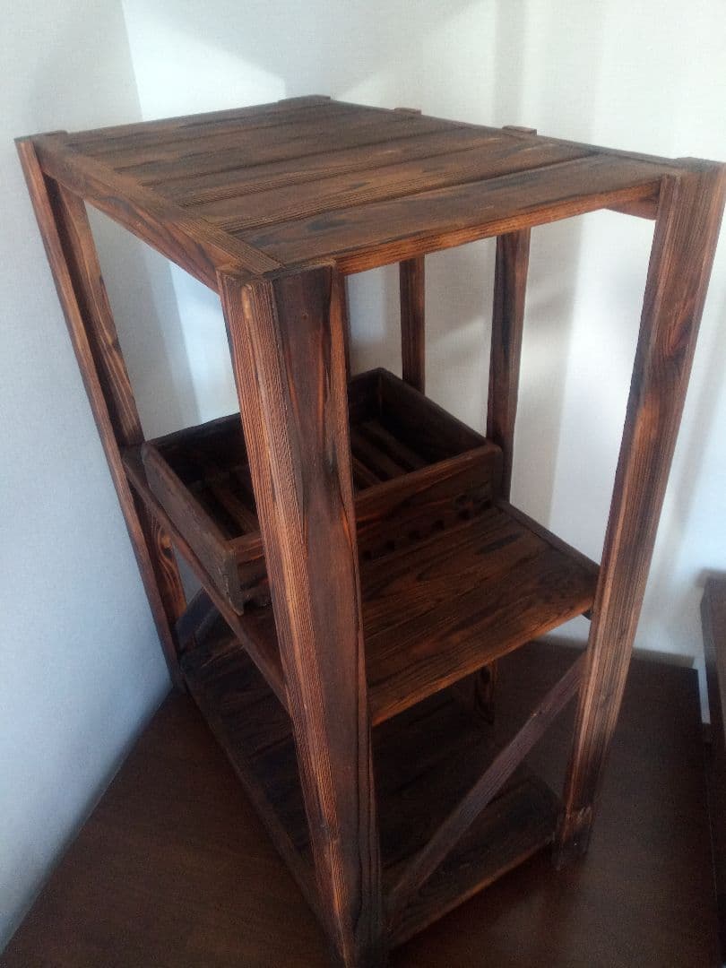 和風焼杉飾り棚（ハンドメイド）