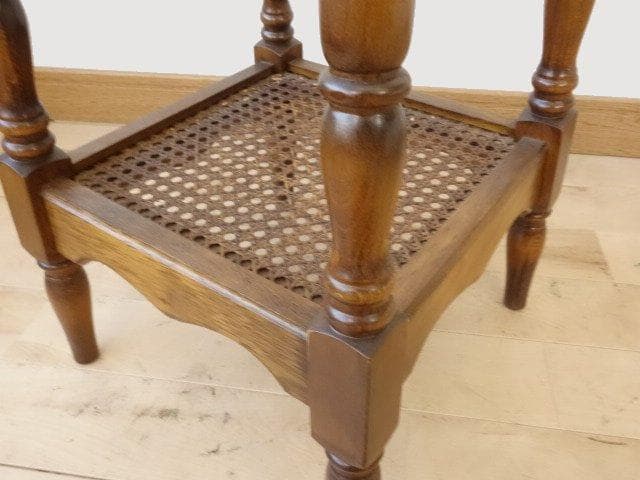 カリモク　コロニアル　花台　サイドテーブル　USED　再塗装済