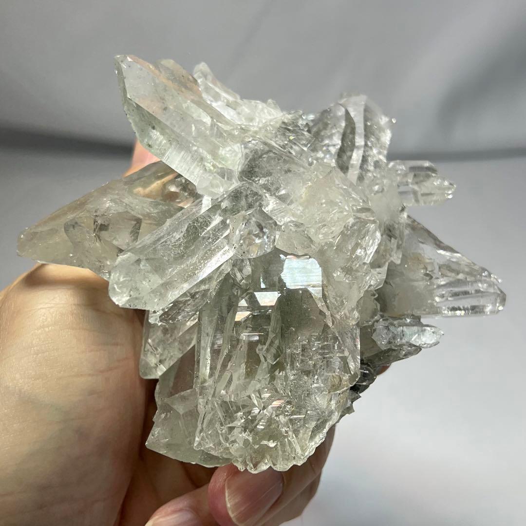 希少　マニハール　カテドラル入りクローライトクラスター　　ヒマラヤ水晶