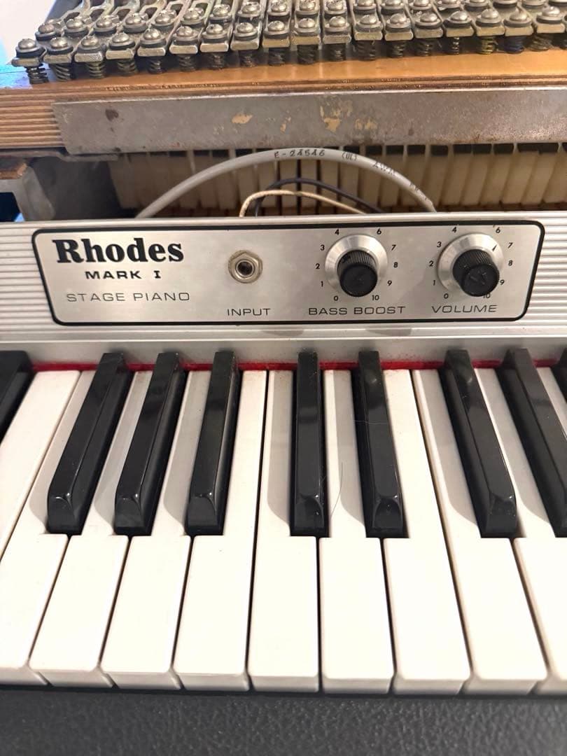 Rhodes MARK 1 STAGE PIANO 73鍵 ジャンク