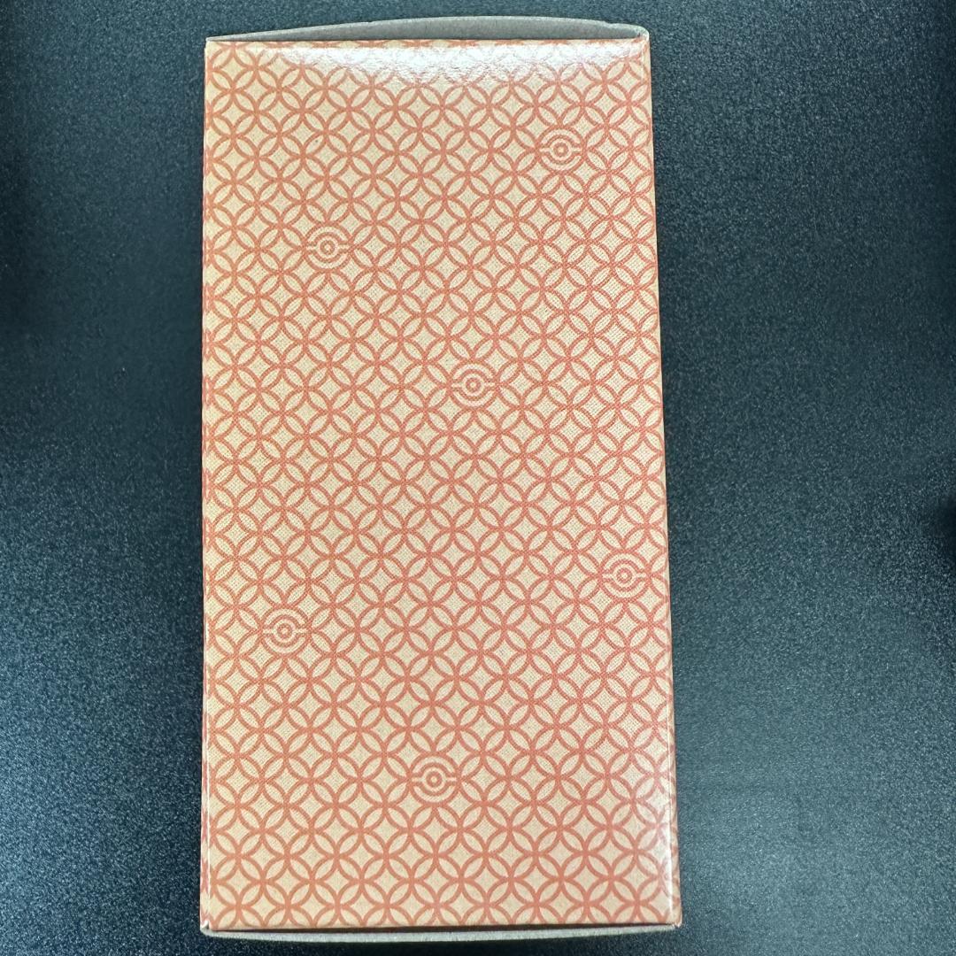 陶飾り鈴　ピカチュウ小判　ピカチュウ＆マリル ピチュー＆ピカチュウ＆ライチュウ ポケモンたちが伝統のやきものになって登場！ 原型は、にしだあつこ