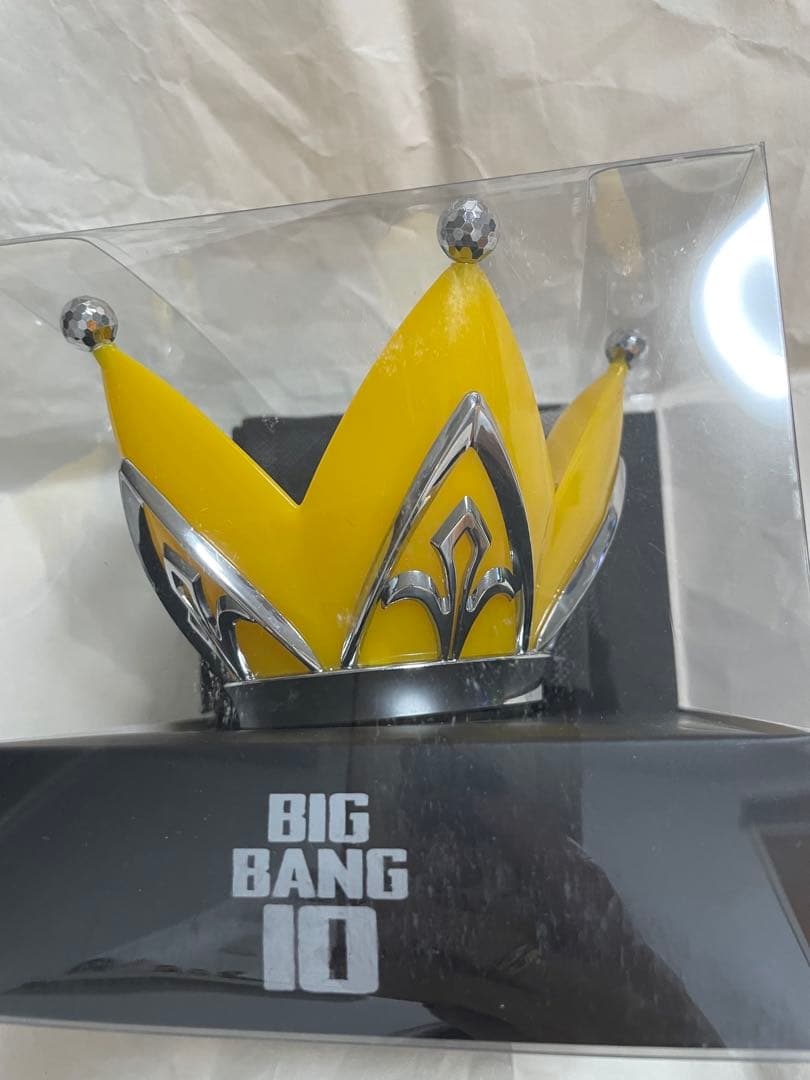 G-DRAGONライトリング.ペンライトver4.10th.金テープ+おまけ - メルカリ