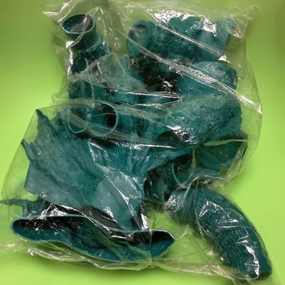 ファルシオン★ソフビ★ガレージキット★ウルトラマン★怪獣★ジラース★未組み立て品