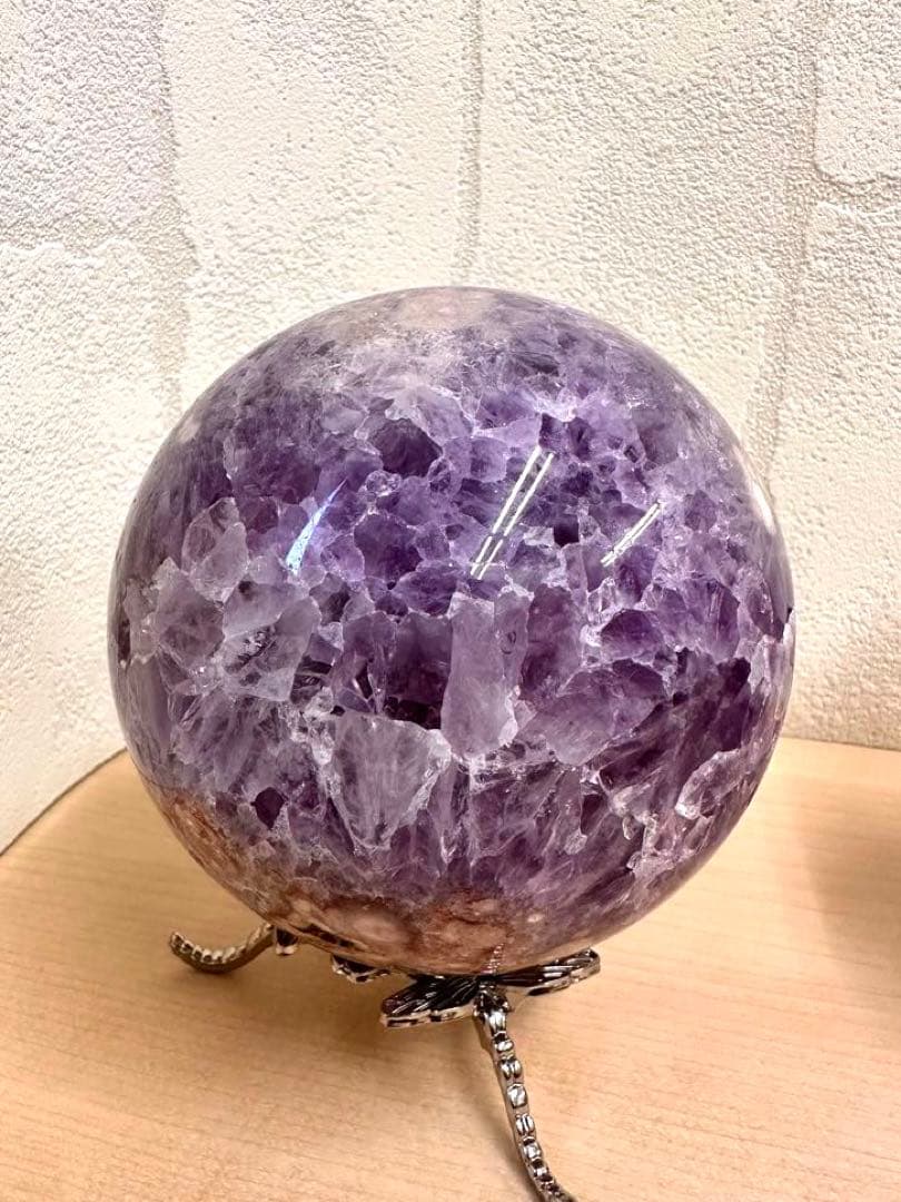 高品質　大きい！　濃いパープル、ピンク　アメジスト 虹入り　スフィア　スタンド付