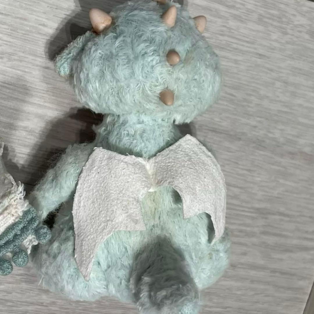 ミントソーダ味のドラゴン ハンドメイド 海外作家様 ぬいぐるみ