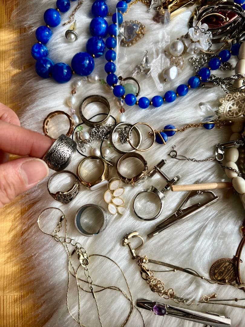 ユニークなアクセサリーコレクション4,6kg