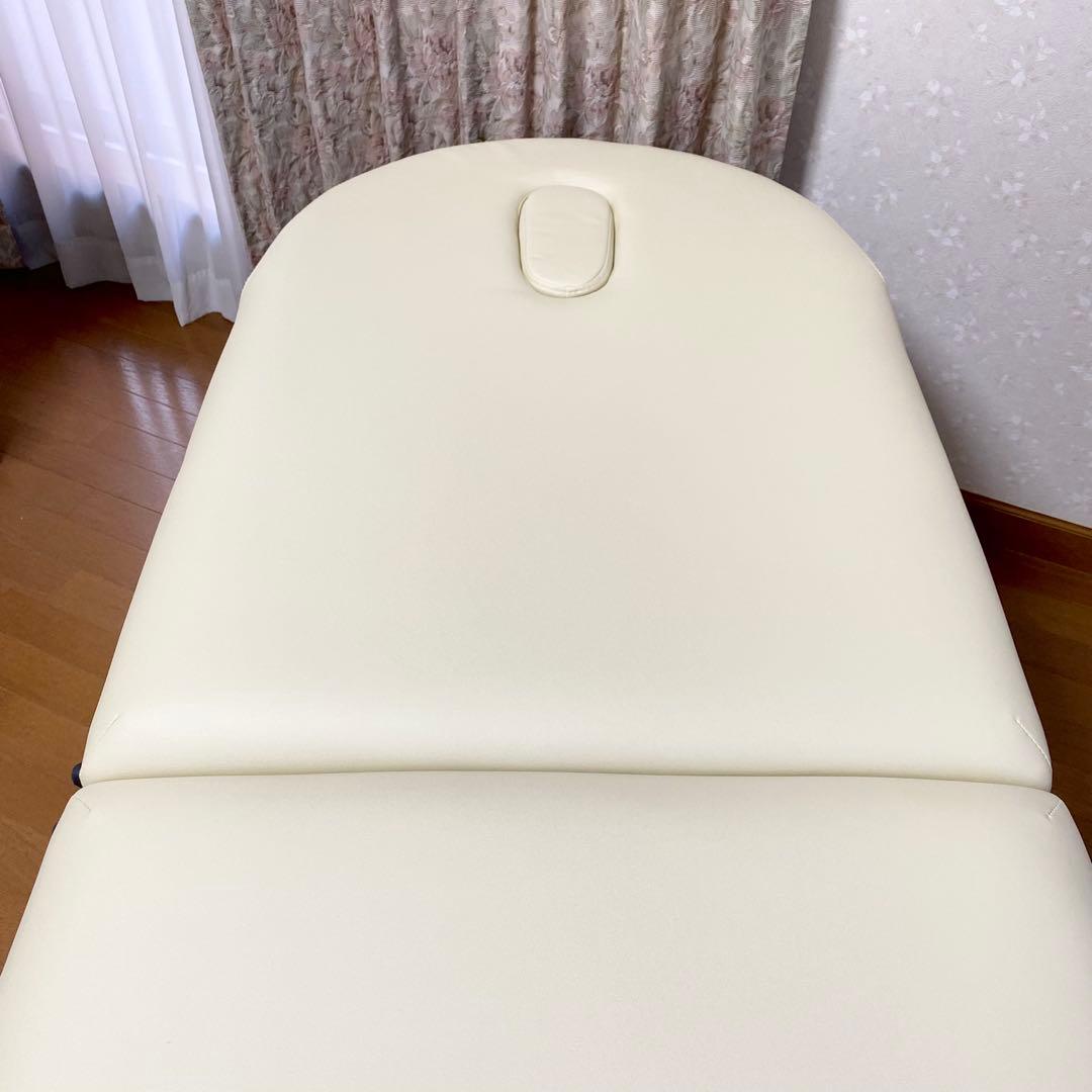 折りたたみ マッサージベッド UU-006 木製・有孔 アイボリー