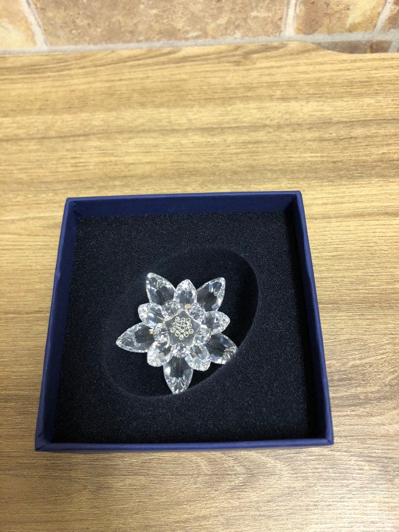 【美品】スワロフスキー フィギュリン 睡蓮