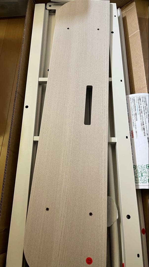 ベッドフレーム シングル ベッド 宮棚 2口コンセント　ホワイト　パイプベッド