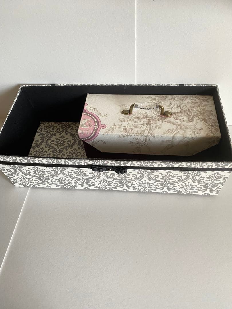 TO☆☆様 オーダー品2点 グレーダマスク、大きなボックス