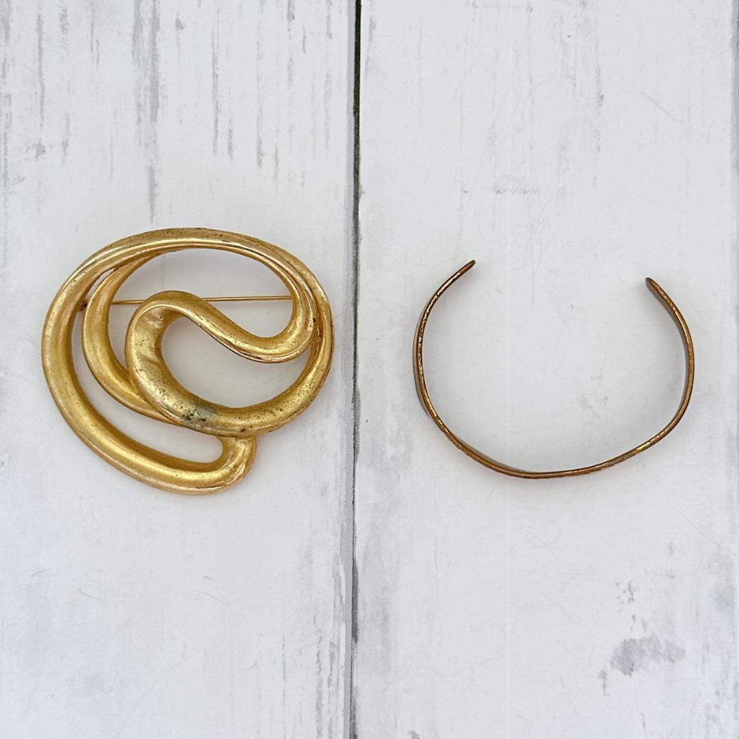 ヴィンテージブローチ RUMAブロンズバングル アクセサリー ブレスレット