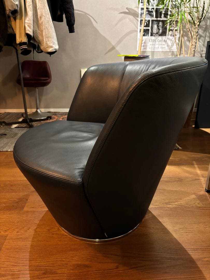 Walter Knoll ウォルター・ノル 本革　（一台）
