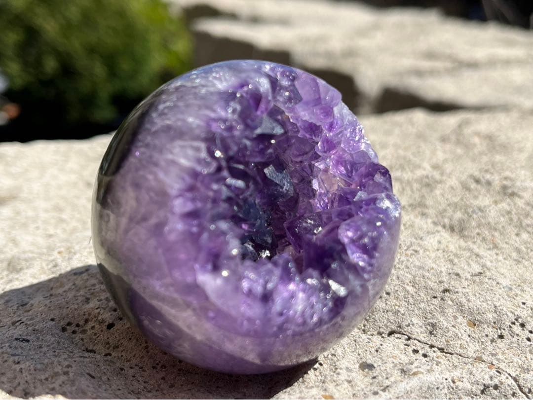 【来福】ウルグアイ産⭐️アメジスト笑口⭐️龍穴⭐️N7⭐️台座付き