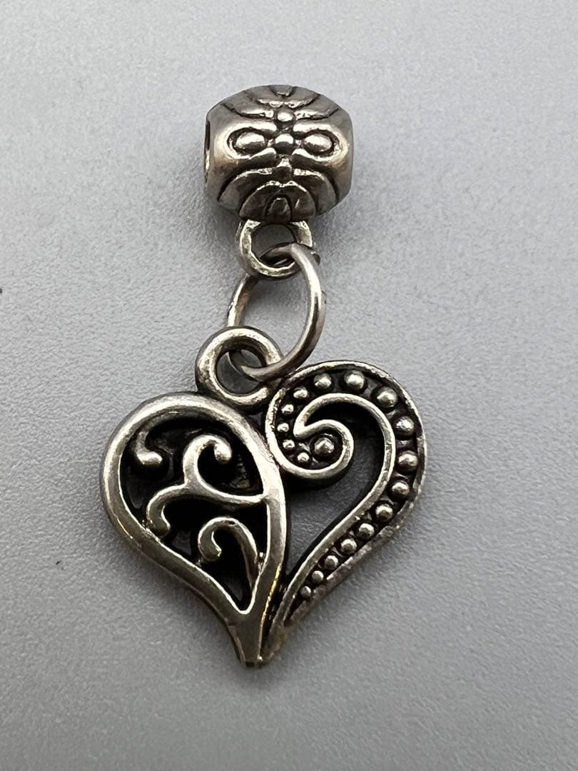 【海】銀製　ペンダント　闘牛士　ロバ　牛文など　５点　重量約２９ｇ　アンティーク