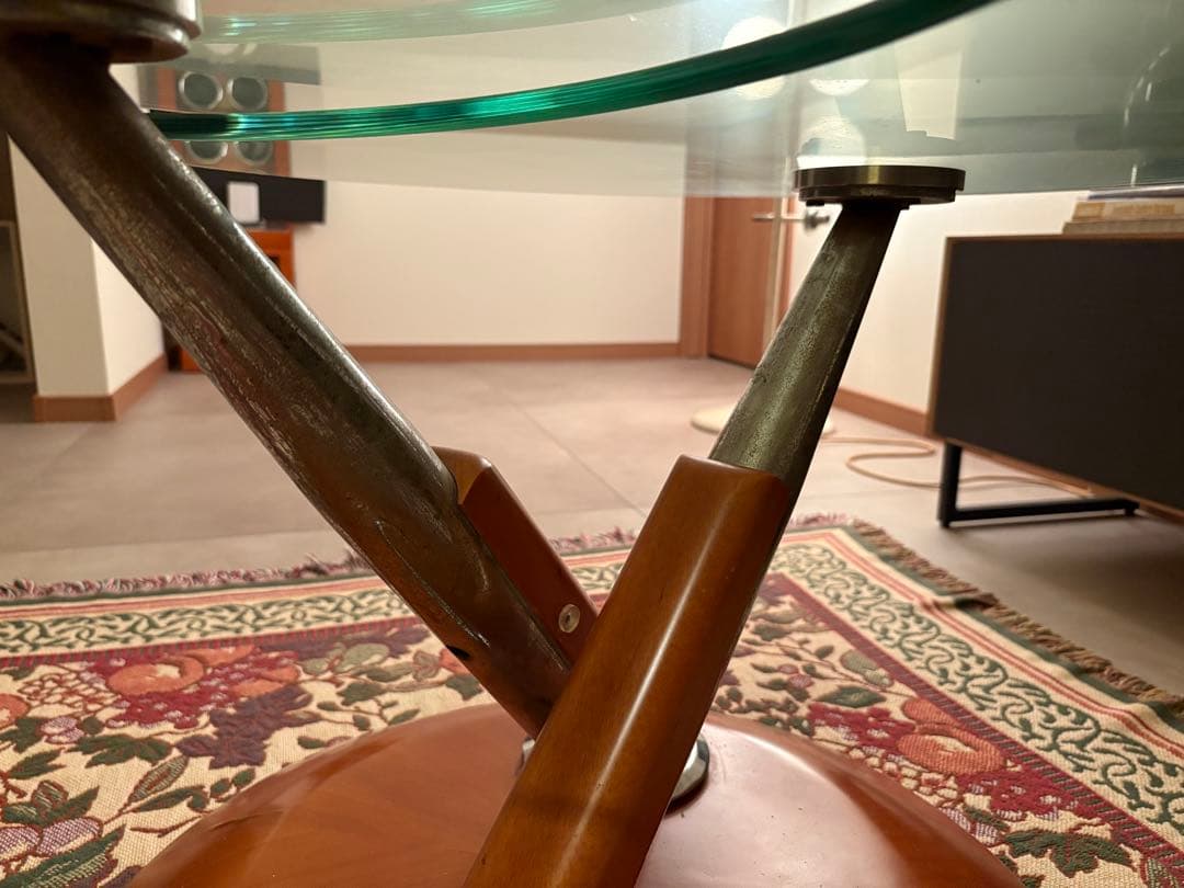 Ronald Schmitt ロナルドシュミット ガラステーブル　もも