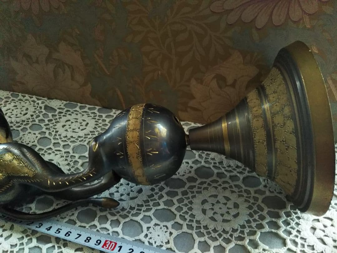 真鍮 豹の置物 ヒョウ柄　ジャガー　車