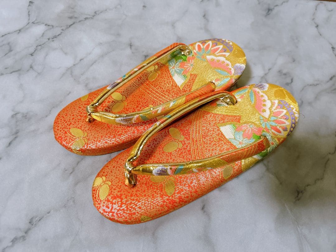 本格正絹♡七五三　7歳　女の子　フルセット　一式　赤系　ゴールド