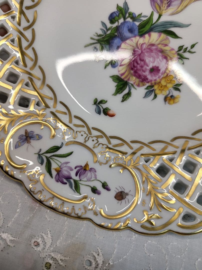 美品✨レア✨ロイヤルコペンハーゲン　サクソンフラワー 透かし プレート 皿 花