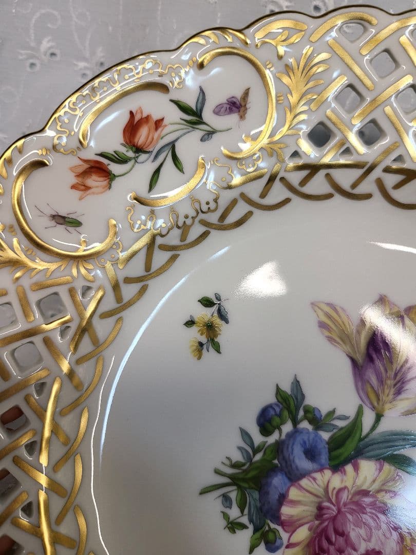 美品✨レア✨ロイヤルコペンハーゲン　サクソンフラワー 透かし プレート 皿 花