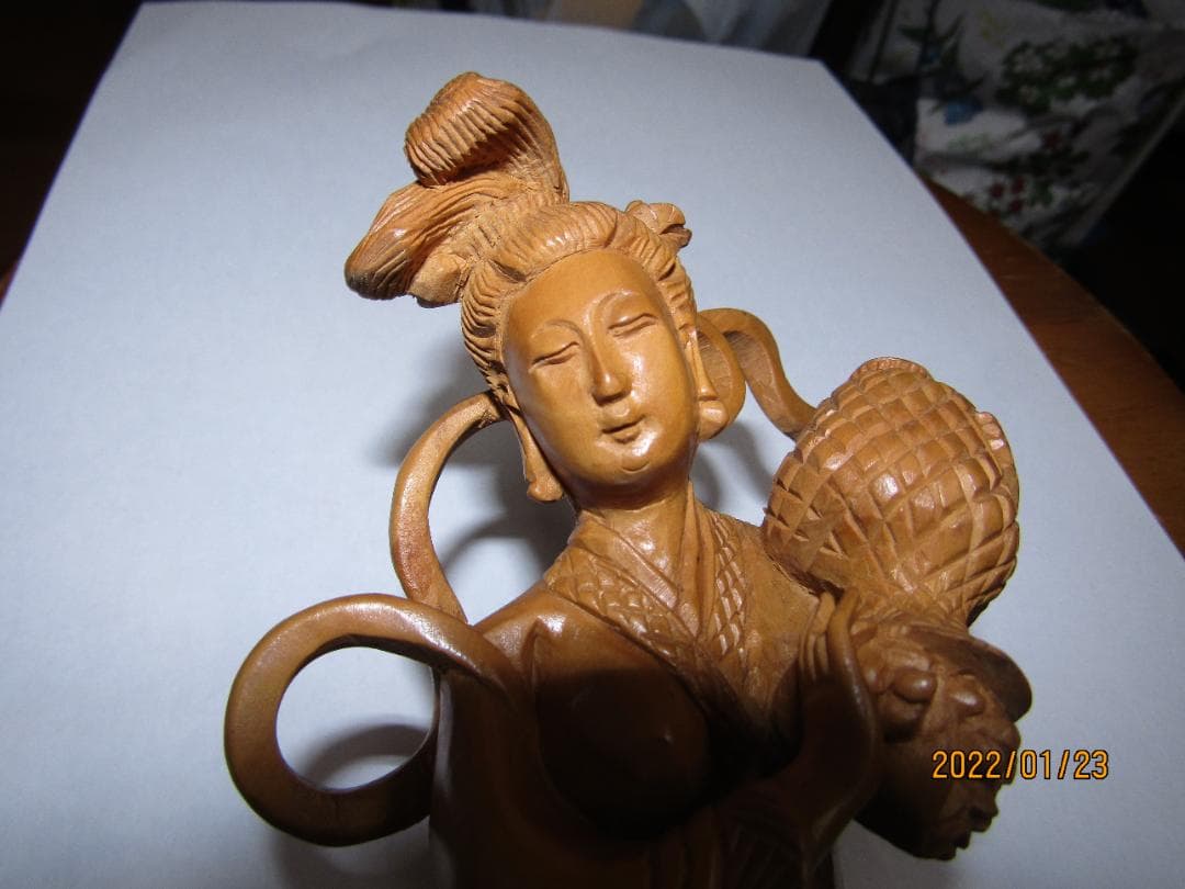一刀彫　天女像