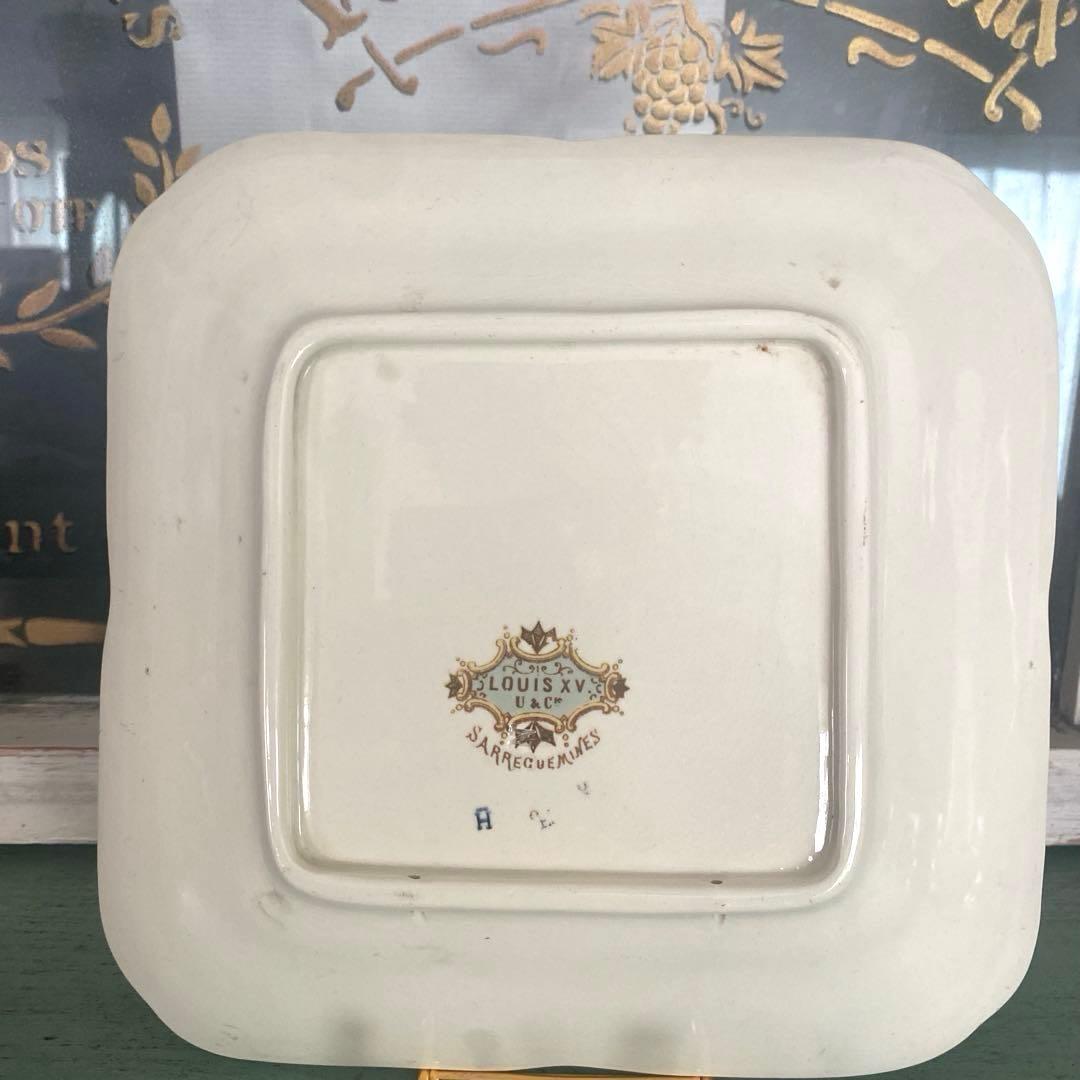 【fufufu. 様】サルグミンヌルイ15世スクエアプレート