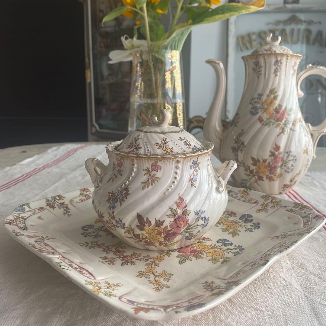 【fufufu. 様】サルグミンヌルイ15世スクエアプレート