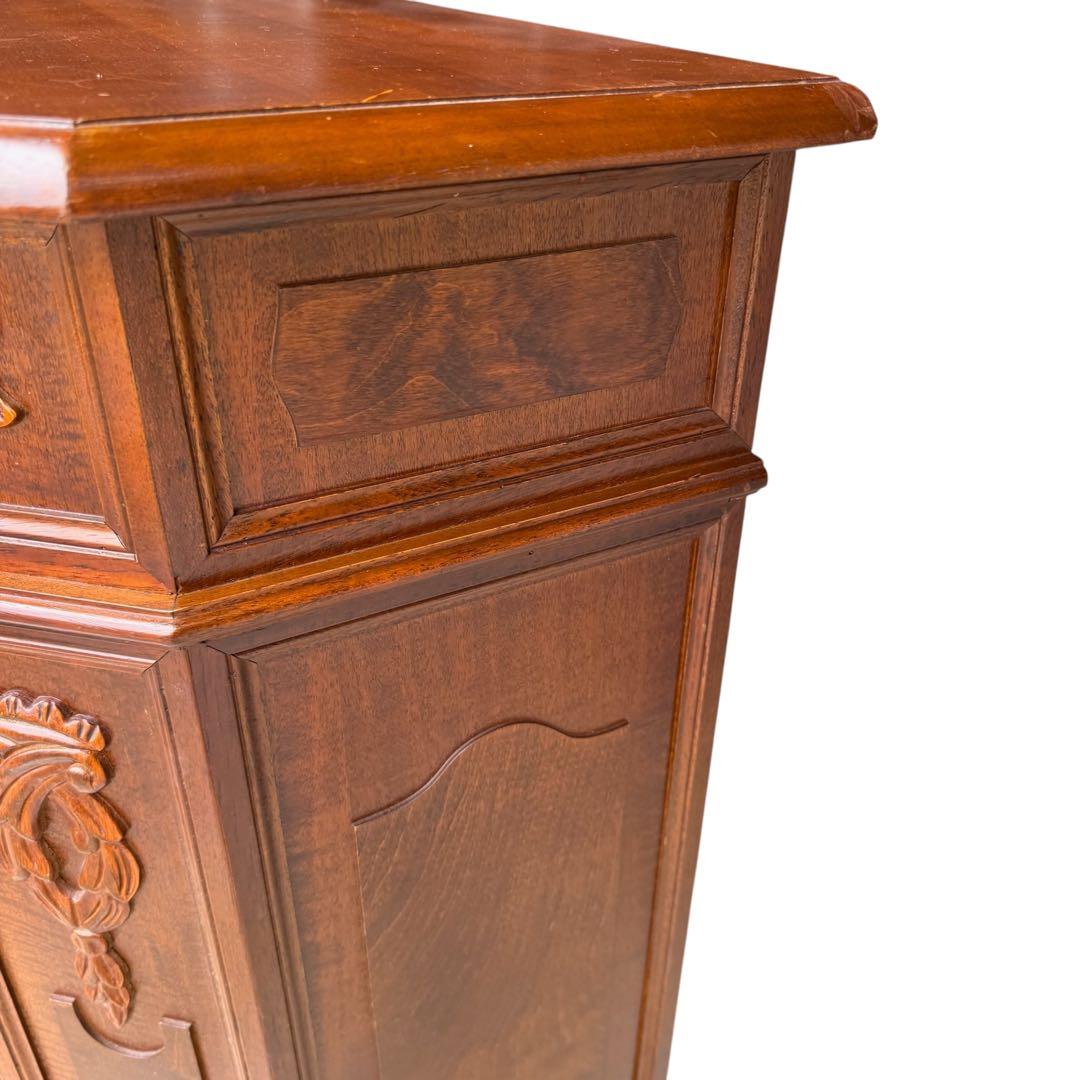 HR853 【彫刻が素敵】イタリア　象嵌細工　シャビーシック　キャビネット