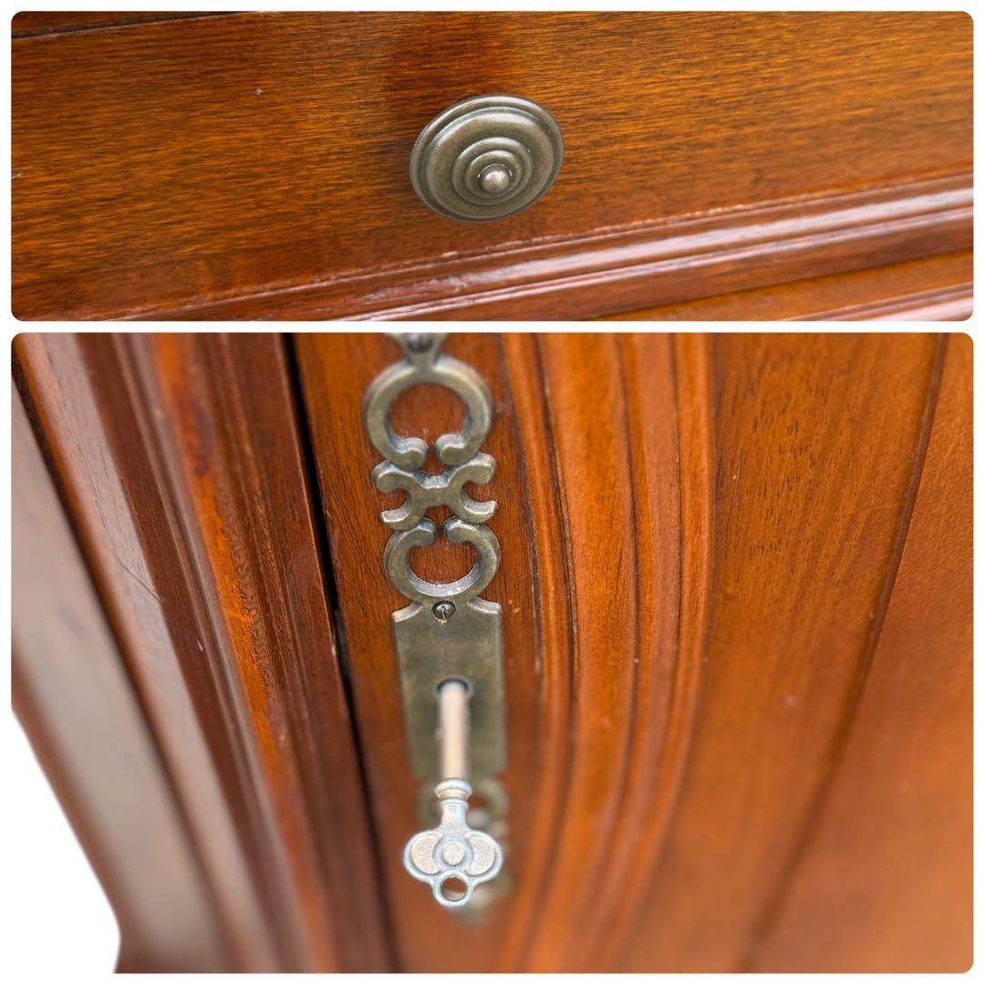 HR853 【彫刻が素敵】イタリア　象嵌細工　シャビーシック　キャビネット