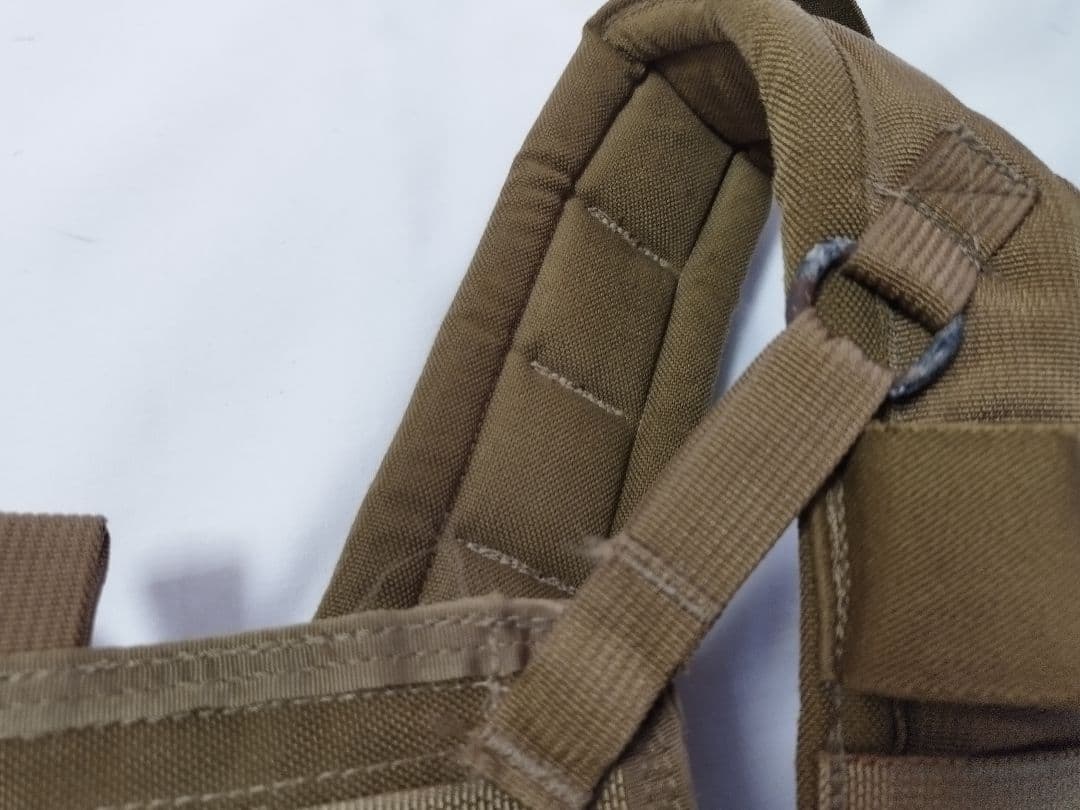 P-11)USMC.ローデシアンリーコンベスト 海兵隊 実物 ユーズド - メルカリ