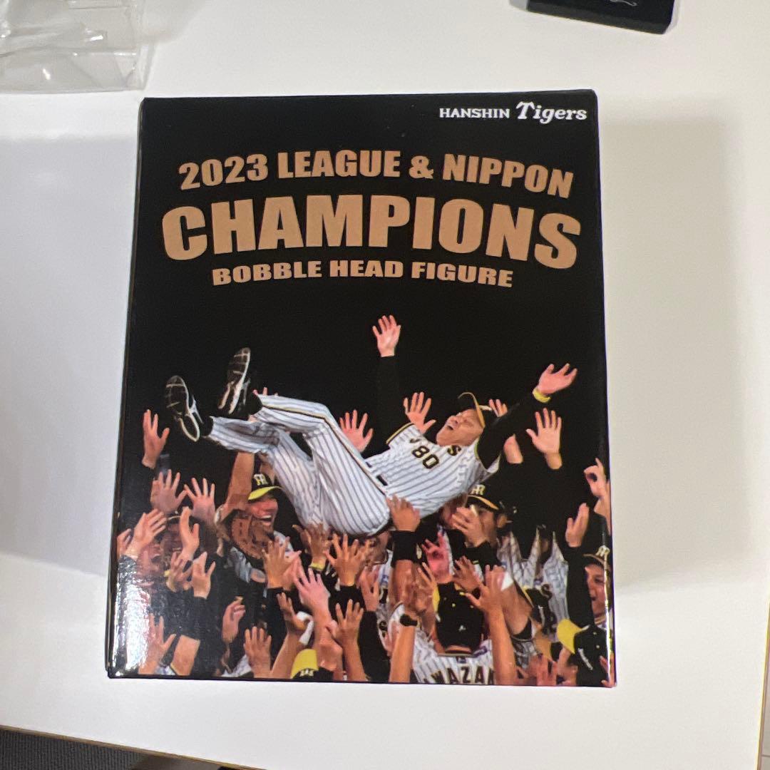 阪神タイガース 2023年優勝 ボブルヘッド　岡田監督 新品未開封