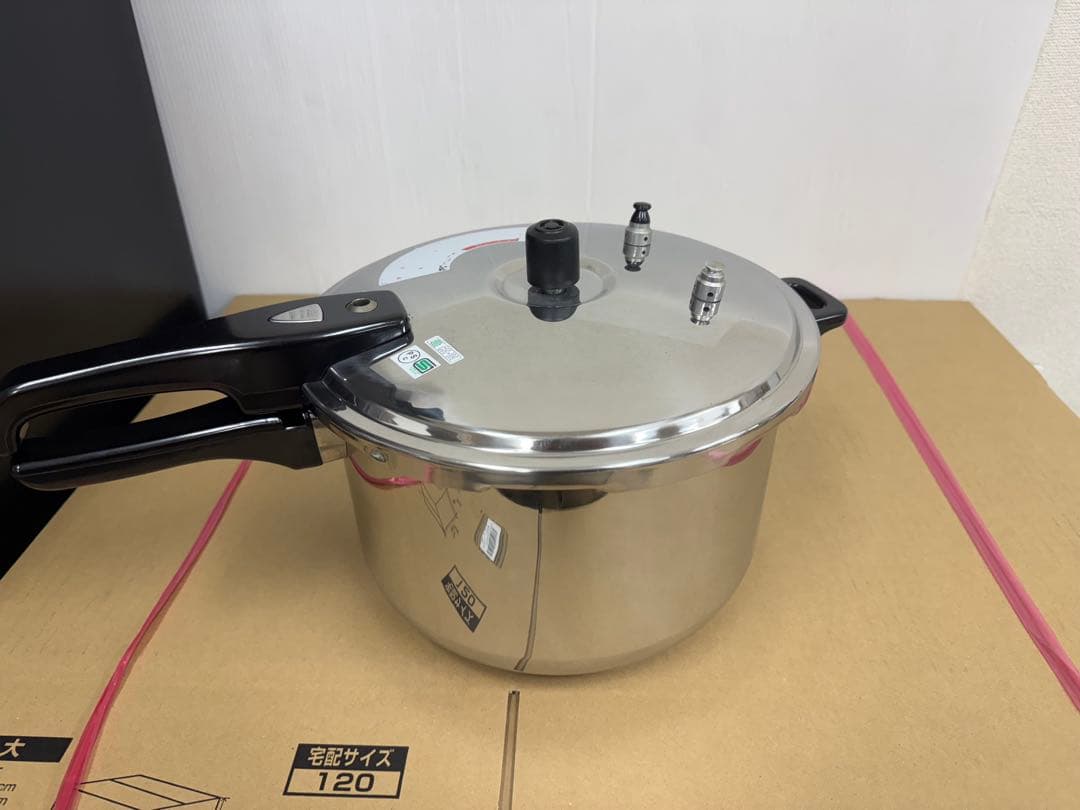 ステンレス製 圧力鍋 大容量 約8L AOYAGI CORPORATION