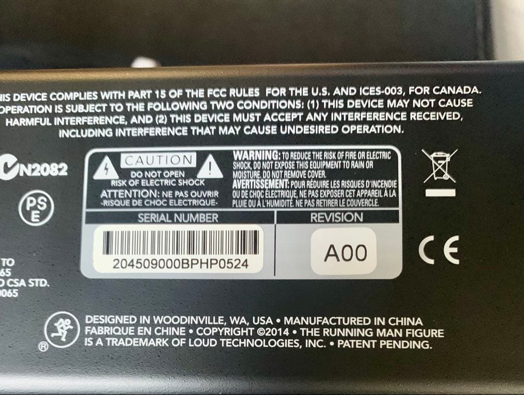 MACKIE ProFX12v2 12チャンネルアナログミキサー　ケース付き