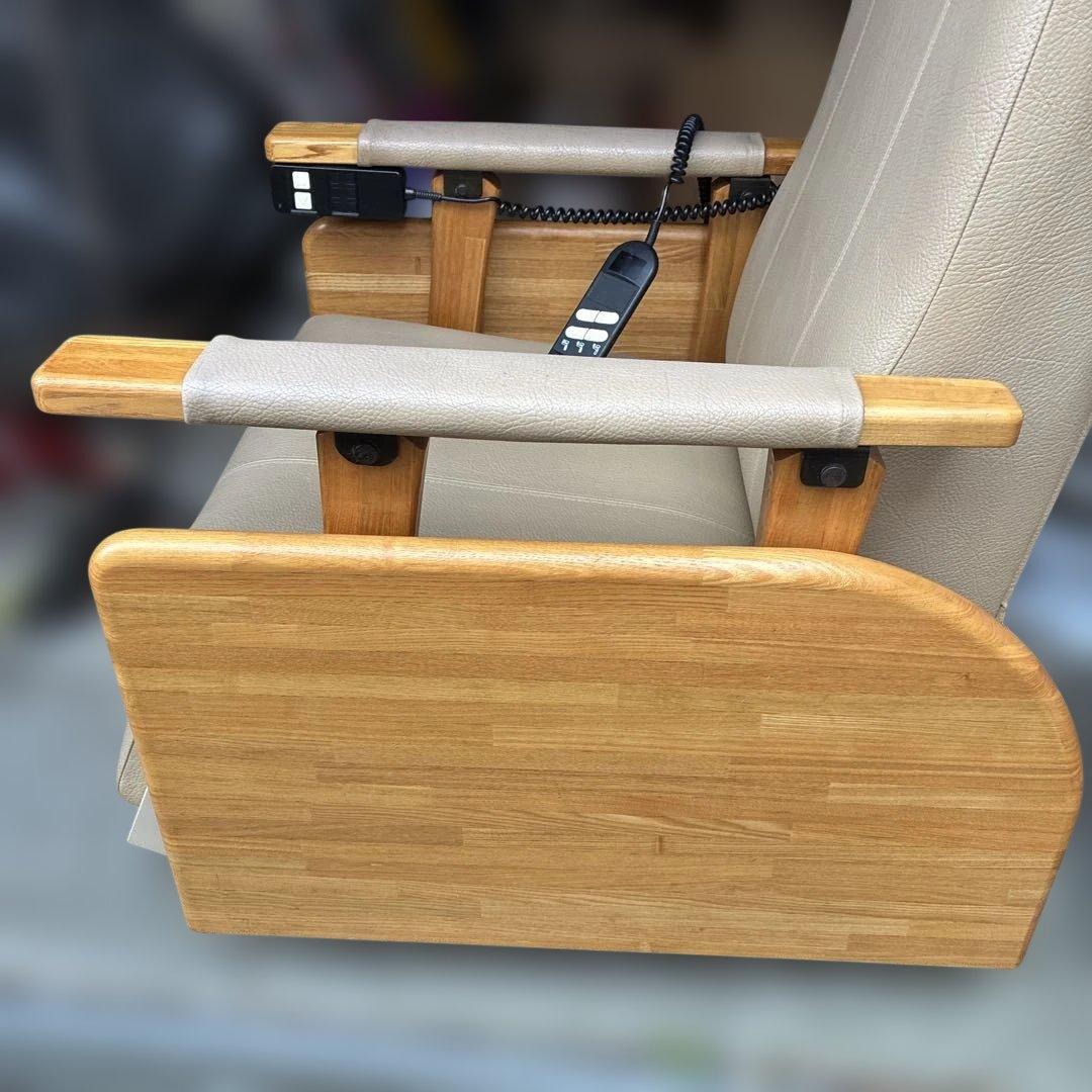 【動作確認済】介護用 電動リクライニングチェア 立ち上がり補助