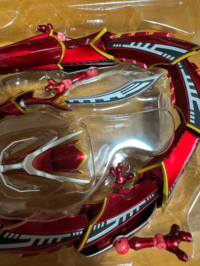 S.H.Figuarts 仮面ライダー龍騎&ドラグレッダー フィギュアーツ