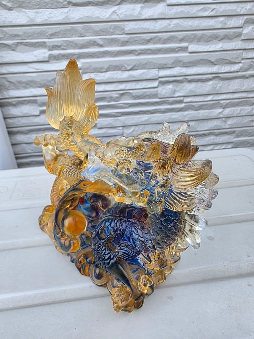 瑠璃ガラス製　龍　5本爪　置物 綺麗　開運　龍神